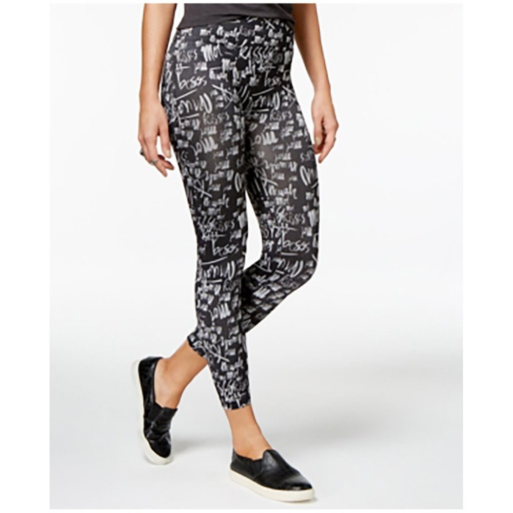 First Looks Women’s Kiss Script Seamless Skimmers